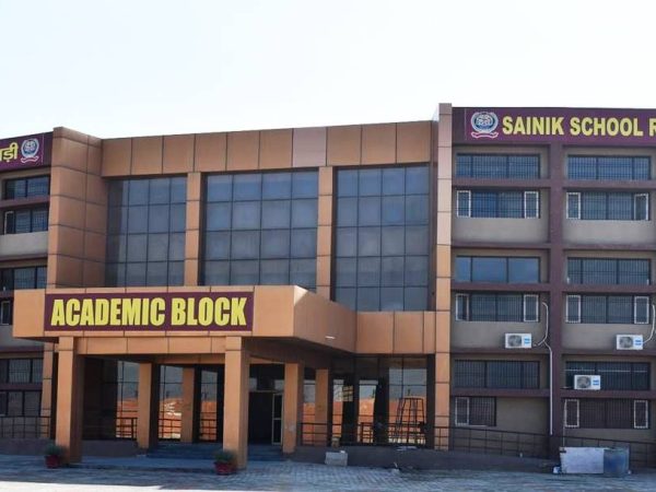 WEBSITE PIC SCHOOL